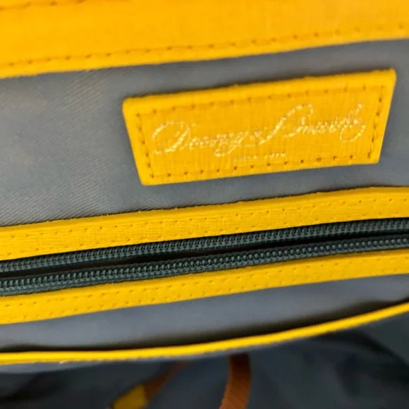 Dooney and Burke bag - Picture 8 of 10